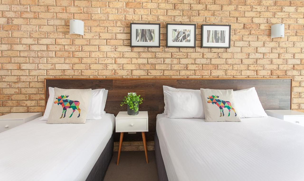 Sunshine Coast Motor Lodge Woombye Esterno foto