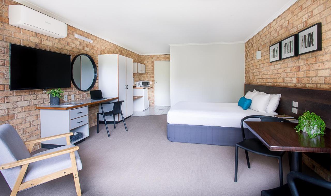 Sunshine Coast Motor Lodge Woombye Esterno foto