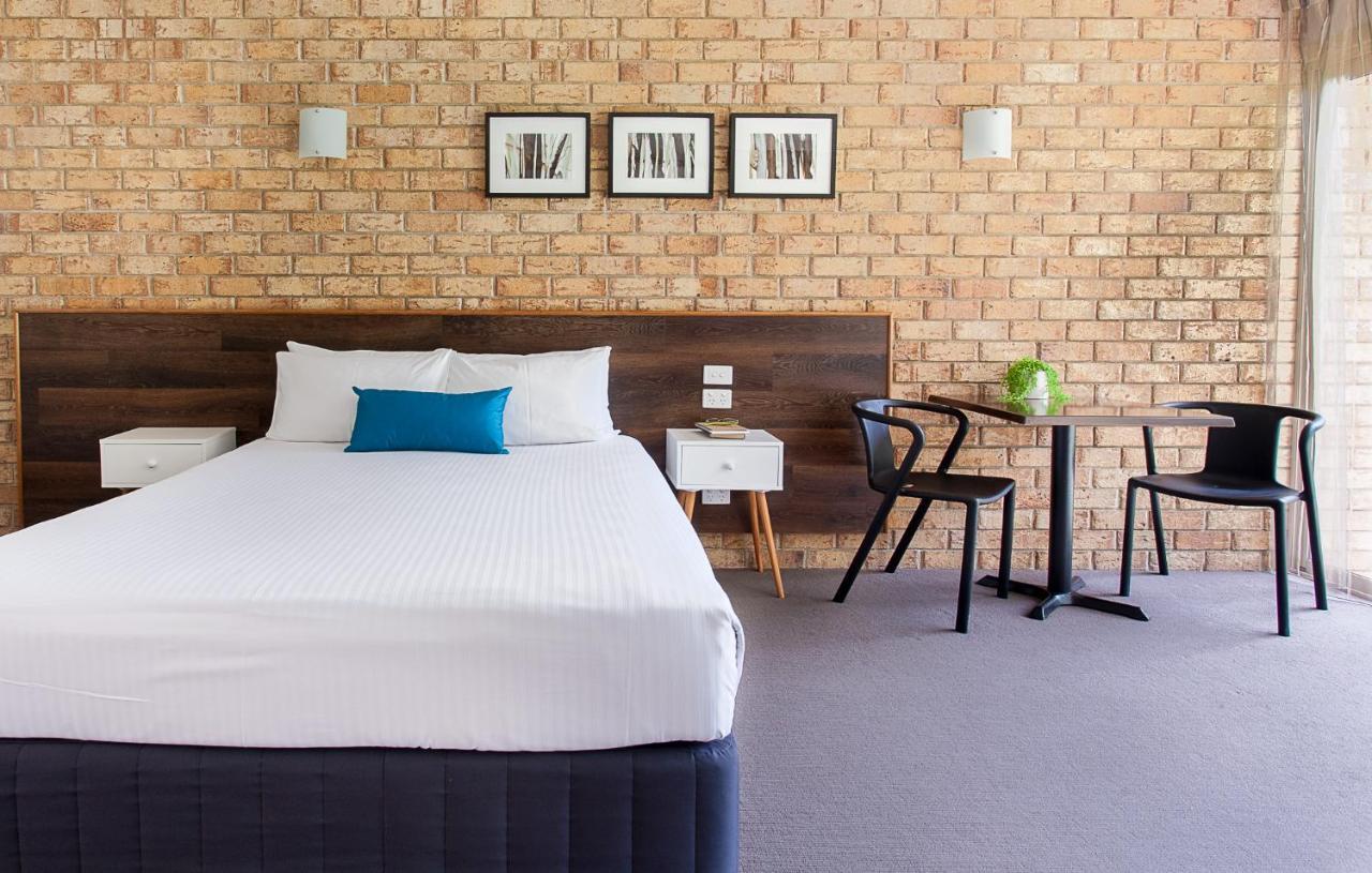 Sunshine Coast Motor Lodge Woombye Esterno foto