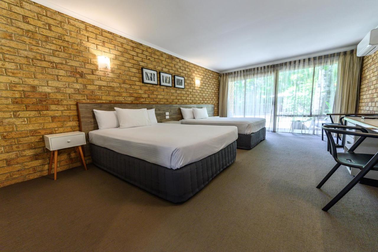 Sunshine Coast Motor Lodge Woombye Esterno foto